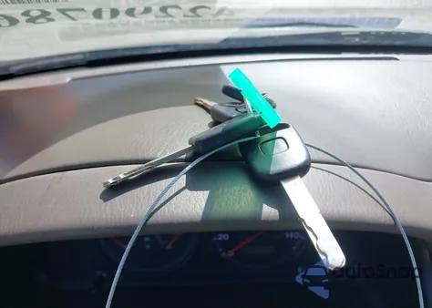 2005 Honda Civic Vp from USA, damaged, VIN 1HGEM22185L059381